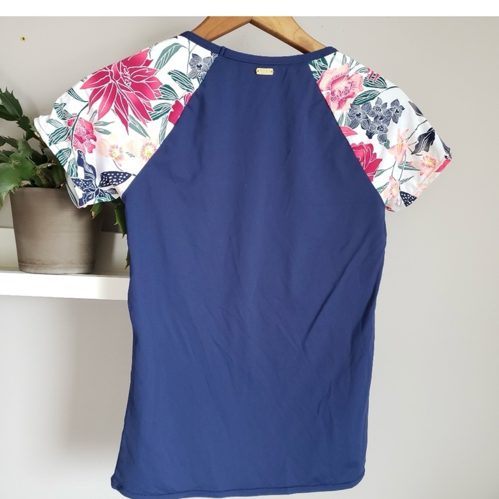 Roxy Women's Rashguard Tee - Picture 4 of 5